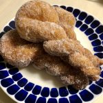 揚げたて最高！シュガーツイストドーナツ